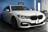 BMW 7シリーズ 740i Mｽﾎﾟｰﾂ ﾘｱｺﾝﾌｫｰﾄP ﾘｱｴﾝﾀｰﾃｲﾒﾝﾄP ｻﾝﾙｰﾌ BMWﾚｰｻﾞｰLED 前席ﾏｯｻｰｼﾞ全席ﾋｰﾀｰ&ﾍﾞﾝﾁﾚｰｼｮﾝ付黒革 ACC HUD ﾊｰﾏﾝｶｰﾄﾞﾝ ｼﾞｪｽﾁｬｰｺﾝﾄﾛｰﾙ ﾀｯﾁﾊﾟﾈﾙﾅﾋﾞ3Dﾋﾞｭｰ LCW 液晶ﾒｰﾀｰ 20AW 2年保証