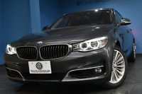 BMW 3シリーズ 320i ｸﾞﾗﾝﾂｰﾘｽﾓ ﾗｸﾞｼﾞｭｱﾘｰ  追従ACC ﾋｰﾀｰ付黒革 車線逸脱&歩行者警告 衝突軽減B 電動Rｹﾞｰﾄ 電格Rｽﾎﾟｲﾗｰ ﾀｯﾁﾊﾟｯﾄﾞﾅﾋﾞ Bｶﾒﾗ ﾘｱPDC iｽﾄｯﾌﾟ 2年保証