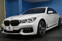 BMW 7シリーズ 740i Mｽﾎﾟｰﾂ ﾘｱｺﾝﾌｫｰﾄP 後席ﾓﾆﾀｰ ｻﾝﾙｰﾌ BMWﾚｰｻﾞｰLED ｽﾃｱﾘﾝｸﾞﾋｰﾀｰ 前席ﾏｯｻｰｼﾞ全席ﾋｰﾀｰ&ﾍﾞﾝﾁﾚｰｼｮﾝ付ﾓｶ革 ACC HUD ﾘﾓｰﾄ駐車 ﾊｰﾏﾝｶｰﾄﾞﾝ  ﾀｯﾁﾊﾟﾈﾙﾅﾋﾞ3Dﾋﾞｭｰ LCW 液晶ﾒｰﾀｰ 20AW 2年保証
