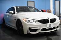 BMW Mシリーズ M4ｸｰﾍﾟ MDCT ｱﾀﾞﾌﾟﾃｨﾌﾞMｻｽﾍﾟﾝｼｮﾝ ﾋｰﾀｰ付ﾌﾞﾗｯｸ革 ｶｰﾎﾞﾝR&ｲﾝﾃﾘｱ  HUD ｱﾀﾞﾌﾟﾃｨﾌﾞLEDﾍｯﾄﾞﾗｲﾄ 7速DCT ｵﾌﾟｼｮﾝ19AW 衝突軽減ﾌﾞﾚｰｷ 車線逸脱&歩行者警告 F&Sｽﾎﾟｲﾗｰ ﾄﾗﾝｸｽﾎﾟｲﾗｰ ﾌﾙｾｸﾞ 前後PDC Bｶﾒﾗ 2年保証