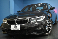 BMW 3シリーズ 320i Mｽﾎﾟｰﾂ G20型 ﾊｲﾗｲﾝ&ｺﾝﾌｫｰﾄP ﾋｰﾀｰ付茶革 ﾀｯﾁﾊﾟﾈﾙﾅﾋﾞ ｱｯﾌﾟﾙｶｰﾌﾟﾚｲ  追従ACC LEDﾍｯﾄﾞﾗｲﾄ 電動ﾄﾗﾝｸ 側面衝突&車線変更&逸脱&歩行者警告 液晶ﾒｰﾀｰ 後退ｱｼｽﾄ Pｱｼｽﾄ ｱｸﾃｨﾌﾞPDC緊急ﾌﾞﾚｰｷ  18AW 2年保証