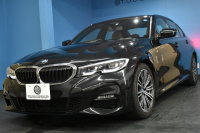BMW 3シリーズ 320i Mｽﾎﾟｰﾂ G20型 ﾊｲﾗｲﾝ&ｺﾝﾌｫｰﾄP ﾋｰﾀｰ付茶革 ﾀｯﾁﾊﾟﾈﾙﾅﾋﾞ ｱｯﾌﾟﾙｶｰﾌﾟﾚｲ  追従ACC LEDﾍｯﾄﾞﾗｲﾄ 電動ﾄﾗﾝｸ 側面衝突&車線変更&逸脱&歩行者警告 液晶ﾒｰﾀｰ 後退ｱｼｽﾄ Pｱｼｽﾄ ｱｸﾃｨﾌﾞPDC緊急ﾌﾞﾚｰｷ  18AW 2年保証