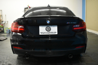 BMW 2シリーズ M235i 直6ﾀｰﾎﾞ 326馬力 ﾋｰﾀｰ付赤革 ﾀｯﾁﾊﾟｯﾄﾞ式iﾄﾞﾗｲﾌﾞHDDﾅﾋﾞ Bｶﾒﾗ ﾘｱPDC  ｱﾀﾞﾌﾟﾃｨﾌﾞMｻｽﾍﾟﾝｼｮﾝ 大型ﾌﾞﾚｰｷｼｽﾃﾑ 18AW 車線逸脱&歩行者警告 衝突軽減ﾌﾞﾚｰｷ 2年保証