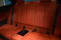 BMW 2シリーズ M235i 直6ﾀｰﾎﾞ 326馬力 ﾋｰﾀｰ付赤革 ﾀｯﾁﾊﾟｯﾄﾞ式iﾄﾞﾗｲﾌﾞHDDﾅﾋﾞ Bｶﾒﾗ ﾘｱPDC  ｱﾀﾞﾌﾟﾃｨﾌﾞMｻｽﾍﾟﾝｼｮﾝ 大型ﾌﾞﾚｰｷｼｽﾃﾑ 18AW 車線逸脱&歩行者警告 衝突軽減ﾌﾞﾚｰｷ 2年保証