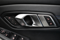 BMW 3シリーズ 320i Mｽﾎﾟｰﾂ G20型 ｺﾝﾌｫｰﾄP ﾋｰﾀｰ付黒革 ｵﾌﾟｼｮﾝ19AW ﾀｯﾁﾊﾟﾈﾙﾅﾋﾞBｶﾒﾗ ｱｯﾌﾟﾙｶｰﾌﾟﾚｲ  追従ACC LEDﾍｯﾄﾞﾗｲﾄ 電動ﾄﾗﾝｸ 側面衝突&車線変更&逸脱&歩行者警告 液晶ﾒｰﾀｰ 後退ｱｼｽﾄ Pｱｼｽﾄ ｱｸﾃｨﾌﾞPDC緊急ﾌﾞﾚｰｷ  2年保証