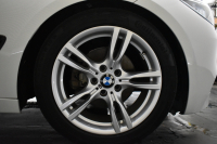 BMW 3シリーズ 320i ｸﾞﾗﾝﾂｰﾘｽﾓ Mｽﾎﾟｰﾂ 追従ACC ﾌﾙｾｸﾞTV  車線逸脱&歩行者警告 衝突軽減B 電動Rｹﾞｰﾄ 電格Rｳｲﾝｸﾞ ﾊﾟﾄﾞﾙｼﾌﾄ ｱﾙｶﾝﾀｰﾗ電動ｽﾎﾟｰﾂｼｰﾄ 18AW ﾀｯﾁﾊﾟｯﾄﾞﾅﾋﾞBｶﾒﾗ iｽﾄｯﾌﾟ ｽﾏｰﾄｷｰ2年保証