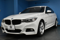 BMW 3シリーズ 320i ｸﾞﾗﾝﾂｰﾘｽﾓ Mｽﾎﾟｰﾂ 追従ACC ﾌﾙｾｸﾞTV  車線逸脱&歩行者警告 衝突軽減B 電動Rｹﾞｰﾄ 電格Rｳｲﾝｸﾞ ﾊﾟﾄﾞﾙｼﾌﾄ ｱﾙｶﾝﾀｰﾗ電動ｽﾎﾟｰﾂｼｰﾄ 18AW ﾀｯﾁﾊﾟｯﾄﾞﾅﾋﾞBｶﾒﾗ iｽﾄｯﾌﾟ ｽﾏｰﾄｷｰ2年保証