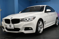 BMW 3シリーズ 320i ｸﾞﾗﾝﾂｰﾘｽﾓ Mｽﾎﾟｰﾂ 追従ACC ﾌﾙｾｸﾞTV  車線逸脱&歩行者警告 衝突軽減B 電動Rｹﾞｰﾄ 電格Rｳｲﾝｸﾞ ﾊﾟﾄﾞﾙｼﾌﾄ ｱﾙｶﾝﾀｰﾗ電動ｽﾎﾟｰﾂｼｰﾄ 18AW ﾀｯﾁﾊﾟｯﾄﾞﾅﾋﾞBｶﾒﾗ iｽﾄｯﾌﾟ ｽﾏｰﾄｷｰ2年保証