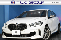 BMW 1シリーズ M135i xDrive ﾌﾙﾀｲﾑ4WD ﾃﾞﾋﾞｭｰP ｺﾝﾌｫｰﾄP ﾅﾋﾞｹﾞｰｼｮﾝP 可変ｻｽﾍﾟﾝｼｮﾝ Mｽﾎﾟｰﾂﾌﾞﾚｰｷ ACC Pｱｼｽﾄ BMWﾗｲﾌﾞｺｯｸﾋﾟｯﾄ ﾋｰﾀｰ付ｱﾙｶﾝﾀｰﾗｺﾝﾋﾞｽﾎﾟｰﾂｼｰﾄ ﾀｯﾁﾊﾟﾈﾙﾅﾋﾞ ｱｯﾌﾟﾙｶｰﾌﾟﾚｲ ﾍｷｻｺﾞﾅﾙLEDﾍｯﾄﾞﾗｲﾄ  2年保証