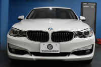 BMW 3シリーズ 320i ｸﾞﾗﾝﾂｰﾘｽﾓ ﾗｸﾞｼﾞｭｱﾘｰ  追従ACC ﾋｰﾀｰ付ﾍﾞｰｼﾞｭ革 車線逸脱&歩行者警告 衝突軽減B 電動Rｹﾞｰﾄ 電格Rｽﾎﾟｲﾗｰ ﾀｯﾁﾊﾟｯﾄﾞHDDﾅﾋﾞ Bｶﾒﾗ ﾘｱPDC ﾘﾝｸﾞ付ｷｾﾉﾝ ｽﾏｰﾄｷｰ iｽﾄｯﾌﾟ 2年保証