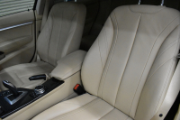 BMW 3シリーズ 320i ｸﾞﾗﾝﾂｰﾘｽﾓ ﾗｸﾞｼﾞｭｱﾘｰ  追従ACC ﾋｰﾀｰ付ﾍﾞｰｼﾞｭ革 車線逸脱&歩行者警告 衝突軽減B 電動Rｹﾞｰﾄ 電格Rｽﾎﾟｲﾗｰ ﾀｯﾁﾊﾟｯﾄﾞHDDﾅﾋﾞ Bｶﾒﾗ ﾘｱPDC ﾘﾝｸﾞ付ｷｾﾉﾝ ｽﾏｰﾄｷｰ iｽﾄｯﾌﾟ 2年保証