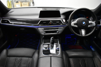 BMW 7シリーズ 740d XﾄﾞﾗｲﾌﾞMｽﾎﾟｰﾂ  4WD ｻﾝﾙｰﾌ ﾚｰｻﾞｰLED Fﾏｯｻｰｼﾞ&ﾍﾞﾝﾁﾚｰｼｮﾝ全席ﾋｰﾀｰ付黒革 ACC HUD ﾊｰﾏﾝｶｰﾄﾞﾝ ｼﾞｪｽﾁｬｰｺﾝﾄﾛｰﾙ ﾀｯﾁﾊﾟﾈﾙ対応HDDﾅﾋﾞ3Dﾋﾞｭｰ 車線変更&逸脱警告 液晶ﾒｰﾀｰ 電動ﾄﾗﾝｸ 20AW 2年保証