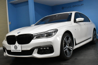 BMW 7シリーズ 740d XﾄﾞﾗｲﾌﾞMｽﾎﾟｰﾂ  4WD ｻﾝﾙｰﾌ ﾚｰｻﾞｰLED Fﾏｯｻｰｼﾞ&ﾍﾞﾝﾁﾚｰｼｮﾝ全席ﾋｰﾀｰ付黒革 ACC HUD ﾊｰﾏﾝｶｰﾄﾞﾝ ｼﾞｪｽﾁｬｰｺﾝﾄﾛｰﾙ ﾀｯﾁﾊﾟﾈﾙ対応HDDﾅﾋﾞ3Dﾋﾞｭｰ 車線変更&逸脱警告 液晶ﾒｰﾀｰ 電動ﾄﾗﾝｸ 20AW 2年保証