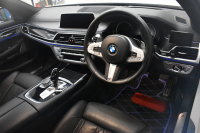 BMW 7シリーズ 740d XﾄﾞﾗｲﾌﾞMｽﾎﾟｰﾂ  4WD ｻﾝﾙｰﾌ ﾚｰｻﾞｰLED Fﾏｯｻｰｼﾞ&ﾍﾞﾝﾁﾚｰｼｮﾝ全席ﾋｰﾀｰ付黒革 ACC HUD ﾊｰﾏﾝｶｰﾄﾞﾝ ｼﾞｪｽﾁｬｰｺﾝﾄﾛｰﾙ ﾀｯﾁﾊﾟﾈﾙ対応HDDﾅﾋﾞ3Dﾋﾞｭｰ 車線変更&逸脱警告 液晶ﾒｰﾀｰ 電動ﾄﾗﾝｸ 20AW 2年保証