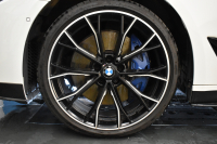 BMW 5シリーズ 540i Xﾄﾞﾗｲﾌﾞ Mｽﾎﾟｰﾂ ｺﾝﾌｫｰﾄ&ｲﾉﾍﾞｰｼｮﾝP ｻﾝﾙｰﾌ Mﾊﾟﾌｫﾏﾝｽﾊﾟｰﾂ多数 4WD G30型 直6ﾀｰﾎﾞ 340馬力 Fﾍﾞﾝﾁﾚｰｼｮﾝ&ﾏｯｻｰｼﾞ付全席ﾋｰﾀｰ付黒革 Mｽﾎﾟｰﾂﾌﾞﾚｰｷ ﾊｰﾏﾝｶｰﾄﾞﾝｻｳﾝﾄﾞ 4ｿﾞｰﾝAC 2年保証