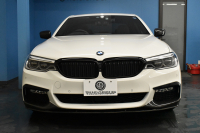 BMW 5シリーズ 540i Xﾄﾞﾗｲﾌﾞ Mｽﾎﾟｰﾂ ｺﾝﾌｫｰﾄ&ｲﾉﾍﾞｰｼｮﾝP ｻﾝﾙｰﾌ Mﾊﾟﾌｫﾏﾝｽﾊﾟｰﾂ多数 4WD G30型 直6ﾀｰﾎﾞ 340馬力 Fﾍﾞﾝﾁﾚｰｼｮﾝ&ﾏｯｻｰｼﾞ付全席ﾋｰﾀｰ付黒革 Mｽﾎﾟｰﾂﾌﾞﾚｰｷ ﾊｰﾏﾝｶｰﾄﾞﾝｻｳﾝﾄﾞ 4ｿﾞｰﾝAC 2年保証