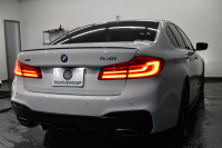 BMW 5シリーズ 540i Xﾄﾞﾗｲﾌﾞ Mｽﾎﾟｰﾂ ｺﾝﾌｫｰﾄ&ｲﾉﾍﾞｰｼｮﾝP ｻﾝﾙｰﾌ Mﾊﾟﾌｫﾏﾝｽﾊﾟｰﾂ多数 4WD G30型 直6ﾀｰﾎﾞ 340馬力 Fﾍﾞﾝﾁﾚｰｼｮﾝ&ﾏｯｻｰｼﾞ付全席ﾋｰﾀｰ付黒革 Mｽﾎﾟｰﾂﾌﾞﾚｰｷ ﾊｰﾏﾝｶｰﾄﾞﾝｻｳﾝﾄﾞ 4ｿﾞｰﾝAC 2年保証