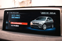 BMW X1 Xdrive18dｱｰﾊﾞﾆｽﾀ 西日本限定車  4WD ﾊｲﾗｲﾝ&ｺﾝﾌｫｰﾄP ｱﾄﾞﾊﾞﾝｽﾄﾞｱｸﾃｨﾌﾞｾｰﾌﾃｨP 追従ACC 変更後ﾀｯﾁﾊﾊﾟﾈﾙiﾄﾞﾗｲﾌﾞﾅﾋﾞBｶﾒﾗ Pｱｼｽﾄ 前後PDC  HUD ﾋｰﾀｰ付電動茶革 LEDﾍｯﾄﾞﾗｲﾄ 衝突軽減B 車線逸脱&歩行者警告 電動ﾄﾗﾝｸ  ｽﾏｰﾄｷｰ  2年保証