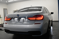 BMW 7シリーズ 740d XDrive Mｽﾎﾟｰﾂ ﾘｱｺﾝﾌｫｰﾄP 後席ﾓﾆﾀｰ ｻﾝﾙｰﾌ BMWﾚｰｻﾞｰLED 前席ﾏｯｻｰｼﾞ全席ﾋｰﾀｰ&ﾍﾞﾝﾁﾚｰｼｮﾝ付黒革 ACC HUD ﾊｰﾏﾝｶｰﾄﾞﾝ  ﾀｯﾁﾊﾟﾈﾙﾅﾋﾞ3Dﾋﾞｭｰ LCW 液晶ﾒｰﾀｰ 20AW 2年保証