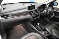 BMW X1 Xdrive18d Xﾗｲﾝ 4WD ﾊｲﾗｲﾝ&ｺﾝﾌｫｰﾄP ｱﾄﾞﾊﾞﾝｽﾄﾞｱｸﾃｨﾌﾞｾｰﾌﾃｨP 追従ACC HUD ﾋｰﾀｰ付電動黒革 ﾀｯﾁﾊﾟﾈﾙiﾄﾞﾗｲﾌﾞﾅﾋﾞ LEDﾍｯﾄﾞﾗｲﾄ 衝突軽減B 車線逸脱&歩行者警告  Bｶﾒﾗ Pｱｼｽﾄ 前後PDC 電動ﾄﾗﾝｸ  ｽﾏｰﾄｷｰ Bluetoothｵｰﾃﾞｨｵ＆通話 2年保証