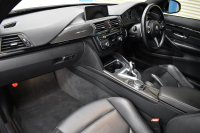 BMW Mシリーズ M4ｸｰﾍﾟ MDCT ｱﾀﾞﾌﾟﾃｨﾌﾞMｻｽﾍﾟﾝｼｮﾝ ﾋｰﾀｰ付黒革 ｶｰﾎﾞﾝR&ｲﾝﾃﾘｱ  HUD ｱﾀﾞﾌﾟﾃｨﾌﾞLEDﾍｯﾄﾞﾗｲﾄ 7速DCT ｵﾌﾟｼｮﾝ19AW 衝突軽減ﾌﾞﾚｰｷ 車線逸脱&歩行者警告 ﾌﾙｾｸﾞ 前後PDC Bｶﾒﾗ 2年保証