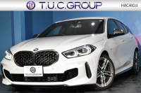 BMW 1シリーズ M135i xDrive ﾌﾙﾀｲﾑ4WD ﾃﾞﾋﾞｭｰP ｺﾝﾌｫｰﾄP ﾅﾋﾞｹﾞｰｼｮﾝP 可変ｻｽﾍﾟﾝｼｮﾝ Mｽﾎﾟｰﾂﾌﾞﾚｰｷ ACC Pｱｼｽﾄ BMWﾗｲﾌﾞｺｯｸﾋﾟｯﾄ ﾋｰﾀｰ付ｱﾙｶﾝﾀｰﾗｺﾝﾋﾞｽﾎﾟｰﾂｼｰﾄ ﾀｯﾁﾊﾟﾈﾙﾅﾋﾞ ｱｯﾌﾟﾙｶｰﾌﾟﾚｲ ﾍｷｻｺﾞﾅﾙLEDﾍｯﾄﾞﾗｲﾄ  2年保証