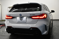 BMW 1シリーズ M135i xDrive ﾌﾙﾀｲﾑ4WD ﾃﾞﾋﾞｭｰP ｺﾝﾌｫｰﾄP ﾅﾋﾞｹﾞｰｼｮﾝP 可変ｻｽﾍﾟﾝｼｮﾝ Mｽﾎﾟｰﾂﾌﾞﾚｰｷ ACC Pｱｼｽﾄ BMWﾗｲﾌﾞｺｯｸﾋﾟｯﾄ ﾋｰﾀｰ付ｱﾙｶﾝﾀｰﾗｺﾝﾋﾞｽﾎﾟｰﾂｼｰﾄ ﾀｯﾁﾊﾟﾈﾙﾅﾋﾞ ｱｯﾌﾟﾙｶｰﾌﾟﾚｲ ﾍｷｻｺﾞﾅﾙLEDﾍｯﾄﾞﾗｲﾄ  2年保証