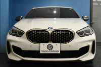 BMW 1シリーズ M135i xDrive ﾌﾙﾀｲﾑ4WD ﾃﾞﾋﾞｭｰP ｺﾝﾌｫｰﾄP ﾅﾋﾞｹﾞｰｼｮﾝP 可変ｻｽﾍﾟﾝｼｮﾝ Mｽﾎﾟｰﾂﾌﾞﾚｰｷ ACC Pｱｼｽﾄ BMWﾗｲﾌﾞｺｯｸﾋﾟｯﾄ ﾋｰﾀｰ付ｱﾙｶﾝﾀｰﾗｺﾝﾋﾞｽﾎﾟｰﾂｼｰﾄ ﾀｯﾁﾊﾟﾈﾙﾅﾋﾞ ｱｯﾌﾟﾙｶｰﾌﾟﾚｲ ﾍｷｻｺﾞﾅﾙLEDﾍｯﾄﾞﾗｲﾄ  2年保証
