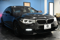 BMW 5シリーズ 530i Mｽﾎﾟｰﾂ ﾊｲﾗｲﾝP 新ﾃﾞｻﾞｲﾝ液晶ﾒｰﾀｰ  高出力ﾓﾃﾞﾙ  全席ﾋｰﾀｰ付黒白革 LEDﾍｯﾄﾞﾗｲﾄ 追従ACC 車線変更警告 ﾀｯﾁﾊﾟﾈﾙ対応iﾄﾞﾗｲﾌﾞHDDﾅﾋﾞﾌﾙｾｸﾞ 3Dﾋﾞｭｰ ｽﾃｱﾘﾝｸﾞｻﾎﾟｰﾄ Pｱｼｽﾄﾌﾟﾗｽ 電動ﾄﾗﾝｸ ｽﾏｰﾄｷｰ 2年保証
