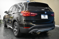 BMW X1 Xdrive18d Xﾗｲﾝ  中期 4WD  ｱﾄﾞﾊﾞﾝｽﾄﾞｱｸﾃｨﾌﾞｾｰﾌﾃｨP 追従ACC NEWﾃﾞｻﾞｲﾝﾒｰﾀｰ&Fｼｰﾄ ﾌﾙｾｸﾞTVﾁｭｰﾅｰ HUD ﾋｰﾀｰ付ﾊｰﾌ革 ﾀｯﾁﾊﾟﾈﾙﾅﾋﾞ Bｶﾒ Pｱｼｽﾄ 前後PDC LEDﾍｯﾄﾞﾗｲﾄ 衝突軽減 車線逸脱&歩行者警告 電動Rｹﾞｰﾄ  Bluetoothｵｰﾃﾞｨｵ 2年保証