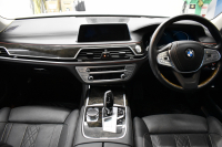 BMW 7シリーズ 740d XDrive ｴｸﾞｾﾞｸﾃｨﾌﾞ ｻﾝﾙｰﾌ BMWﾚｰｻﾞｰLED 4WD ﾘﾓｰﾄP 前席ﾏｯｻｰｼﾞ＆ﾍﾞﾝﾁﾚｰｼｮﾝ 全席ﾋｰﾀｰ付黒革 ACC HUD ﾊｰﾏﾝｶｰﾄﾞﾝ  ｼﾞｪｽﾁｬｰｺﾝﾄﾛｰﾙ対応ﾀｯﾁﾊﾟﾈﾙﾅﾋﾞ3Dﾋﾞｭｰ LCW 液晶ﾒｰﾀｰ 19AW 電動ﾄﾗﾝｸ 2年保証