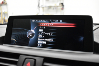 BMW 2シリーズ M235i 6速MT 直6ﾀｰﾎﾞ 326馬力 可変Mｻｽ 18AW ﾋｰﾀｰ付黒革 ﾀｯﾁﾊﾟｯﾄﾞ式iﾄﾞﾗｲﾌﾞHDDﾅﾋﾞBｶﾒﾗ ﾘｱPDC harman/kardon 大型ﾌﾞﾚｰｷｼｽﾃﾑ 車線逸脱&歩行者警告 衝突軽減ﾌﾞﾚｰｷ ｸﾙｺﾝ ｽﾏｰﾄｷｰ LEDﾘﾝｸﾞ付ｷｾﾉﾝ 2年保証