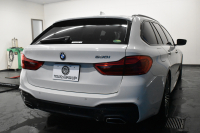 BMW 5シリーズ 530iﾂｰﾘﾝｸﾞ Mｽﾎﾟｰﾂ ｾﾚｸﾄP ﾊｲﾗｲﾝP ﾊﾟﾉﾗﾏｻﾝﾙｰﾌ  新ﾃﾞｻﾞｲﾝ液晶ﾒｰﾀｰ LEDﾍｯﾄﾞﾗｲﾄ 全席ｼｰﾄﾋｰﾀｰ 付黒革 追従ACC HUD ﾀｯﾁﾊﾟﾈﾙHDDﾅﾋﾞ 4ｿﾞｰﾝｴｱｺﾝ 3Dﾋﾞｭｰ Pｱｼｽﾄ ﾊｰﾏﾝｶｰﾄﾞﾝ 車線変更&逸脱&歩行者警告  19AW 2年保証