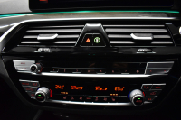 BMW 5シリーズ 523d Xﾄﾞﾗｲﾌﾞ Mｽﾎﾟｰﾂ R7年3月迄新車保証 LCI後期 4WD 新ﾃﾞｻﾞｲﾝｱﾀﾞﾌﾟﾃｨﾌﾞLEDﾍｯﾄﾞﾗｲﾄ ﾋｰﾀｰ付黒革 ｱﾀﾞﾌﾟﾃｨﾌﾞｻｽﾍﾟﾝｼｮﾝ BMWﾗｲﾌﾞｺｸﾋﾟｯﾄ 追従ACC HUD LCW ﾌﾙｾｸﾞ 3Dﾋﾞｭｰ ｽﾃｱﾘﾝｸﾞｻﾎﾟｰﾄ Pｱｼｽﾄﾌﾟﾗｽ 電動ﾄﾗﾝｸ ｽﾏｰﾄｷｰ 2年保証