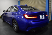 BMW 3シリーズ 320i Mｽﾎﾟｰﾂ G20型 ｺﾝﾌｫｰﾄP ﾊﾟｰｷﾝｸﾞｱｼｽﾄﾌﾟﾗｽ 追従ACC LEDﾍｯﾄﾞﾗｲﾄ  3Dﾋﾞｭｰ全周囲ｶﾒﾗ ﾀｯﾁﾊﾟﾈﾙﾅﾋﾞ ｱｯﾌﾟﾙｶｰﾌﾟﾚｲ  電動ﾄﾗﾝｸ 側面衝突&車線変更&逸脱&歩行者警告 液晶ﾒｰﾀｰ 後退ｱｼｽﾄ Pｱｼｽﾄ ｱｸﾃｨﾌﾞPDC緊急ﾌﾞﾚｰｷ 18AW  2年保証