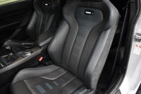 BMW Mシリーズ M2 ｺﾝﾍﾟﾃｨｼｮﾝ 6速MT LCI後期 ﾍｷｻｺﾞﾅﾙLEDﾍｯﾄﾞﾗｲﾄ&ﾃｰﾙ ﾋｰﾀｰ付黒革 harman/kardon ﾀｯﾁﾊﾟﾈﾙHDDﾅﾋﾞBｶﾒﾗ 19AW 車線逸脱&歩行者警告 衝突軽減ﾌﾞﾚｰｷ ｶｰﾎﾞﾝｲﾝﾃﾘｱ Mｼｰﾄﾍﾞﾙﾄ  2年保証