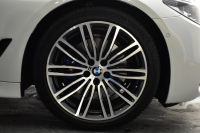 BMW 5シリーズ 530i Mｽﾎﾟｰﾂ ﾊｲﾗｲﾝP 液晶ﾒｰﾀｰ  高出力ﾓﾃﾞﾙ  全席ﾋｰﾀｰ付ｱｲﾎﾞﾘｰﾚｻﾞｰ LEDﾍｯﾄﾞﾗｲﾄ 追従ACC 車線変更警告 ﾀｯﾁﾊﾟﾈﾙ対応iﾄﾞﾗｲﾌﾞHDDﾅﾋﾞﾌﾙｾｸﾞ 3Dﾋﾞｭｰ ｽﾃｱﾘﾝｸﾞｻﾎﾟｰﾄ Pｱｼｽﾄﾌﾟﾗｽ 電動ﾄﾗﾝｸ ｽﾏｰﾄｷｰ 2年保証