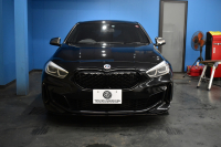BMW 1シリーズ M135i xDrive ﾌﾙﾀｲﾑ4WD ﾃﾞﾋﾞｭｰP ｺﾝﾌｫｰﾄP ﾅﾋﾞｹﾞｰｼｮﾝP 可変ｻｽﾍﾟﾝｼｮﾝ Mｽﾎﾟｰﾂﾌﾞﾚｰｷ ACC Pｱｼｽﾄ BMWﾗｲﾌﾞｺｯｸﾋﾟｯﾄ ﾋｰﾀｰ付ｱﾙｶﾝﾀｰﾗｺﾝﾋﾞｽﾎﾟｰﾂｼｰﾄ ﾀｯﾁﾊﾟﾈﾙﾅﾋﾞ ｱｯﾌﾟﾙｶｰﾌﾟﾚｲ ﾍｷｻｺﾞﾅﾙLEDﾍｯﾄﾞﾗｲﾄ  2年保証