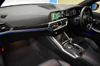 BMW 3シリーズ 320d Xﾄﾞﾗｲﾌﾞ Mｽﾎﾟｰﾂ G20型 4WD ﾌｧｽﾄﾄﾗｯｸP ｺﾝﾌｫｰﾄP ﾊｲﾗｲﾝP 可変Mｻｽ Mｽﾎﾟｰﾂﾌﾞﾚｰｷ 19AW ﾋｰﾀｰ付黒革 ﾀｯﾁﾊﾟﾈﾙﾅﾋﾞBｶﾒﾗ ｱｯﾌﾟﾙｶｰﾌﾟﾚｲ  追従ACC HUD LEDﾍｯﾄﾞﾗｲﾄ 電動ﾄﾗﾝｸ 側面衝突&車線変更&逸脱&歩行者警告 液晶ﾒｰﾀｰ 後退ｱｼｽﾄ 2年保証