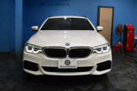 BMW 5シリーズ 530iﾂｰﾘﾝｸﾞ Mｽﾎﾟｰﾂ ﾊｲﾗｲﾝP 新ﾃﾞｻﾞｲﾝ液晶ﾒｰﾀｰ LEDﾍｯﾄﾞﾗｲﾄ 全席ｼｰﾄﾋｰﾀｰ 付黒革 追従ACC HUD ﾀｯﾁﾊﾟﾈﾙHDDﾅﾋﾞ 3Dﾋﾞｭｰ Pｱｼｽﾄ 車線変更&逸脱&歩行者警告  19AW 2年保証