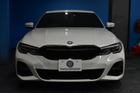 BMW 3シリーズ 330i Mｽﾎﾟｰﾂ G20型 高出力 ｲﾉﾍﾞｰｼｮﾝ&ﾊｲﾗｲﾝ&ｺﾝﾌｫｰﾄP 3Dﾃﾞｻﾞｲﾝﾏﾌﾗｰ&ﾀﾞｳﾝｻｽ ﾚｰｻﾞｰLEDﾗｲﾄ ﾋｰﾀｰ付黒革 HUD ACC 19AW Mｽﾎﾟｰﾂﾌﾞﾚｰｷ ﾊﾟｰｷﾝｸﾞｱｼｽﾄ+  3Dﾋﾞｭｰ全周囲ｶﾒﾗ ﾀｯﾁﾊﾟﾈﾙﾅﾋﾞ ｱｯﾌﾟﾙｶｰﾌﾟﾚｲ 側面衝突&車線変更警告  2年保証