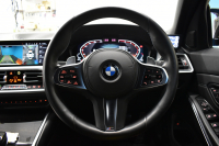 BMW 3シリーズ 330i Mｽﾎﾟｰﾂ G20型 高出力 ｲﾉﾍﾞｰｼｮﾝ&ﾊｲﾗｲﾝ&ｺﾝﾌｫｰﾄP 3Dﾃﾞｻﾞｲﾝﾏﾌﾗｰ&ﾀﾞｳﾝｻｽ ﾚｰｻﾞｰLEDﾗｲﾄ ﾋｰﾀｰ付黒革 HUD ACC 19AW Mｽﾎﾟｰﾂﾌﾞﾚｰｷ ﾊﾟｰｷﾝｸﾞｱｼｽﾄ+  3Dﾋﾞｭｰ全周囲ｶﾒﾗ ﾀｯﾁﾊﾟﾈﾙﾅﾋﾞ ｱｯﾌﾟﾙｶｰﾌﾟﾚｲ 側面衝突&車線変更警告  2年保証