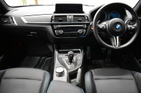 BMW Mシリーズ M2 ｺﾝﾍﾟﾃｨｼｮﾝ MDCT 7速DCT LCI後期 ｾﾚｸﾄ&MﾄﾞﾗｲﾊﾞｰｽﾞP ｻﾝR 最高速270㎞/h  ﾍｷｻｺﾞﾅﾙLEDﾍｯﾄﾞﾗｲﾄ&ﾃｰﾙ ﾋｰﾀｰ付黒革 harman/kardon ﾀｯﾁﾊﾟﾈﾙHDDﾅﾋﾞBｶﾒﾗ 19AW 車線逸脱&歩行者警告 衝突軽減ﾌﾞﾚｰｷ ｶｰﾎﾞﾝｲﾝﾃﾘｱ Mｼｰﾄﾍﾞﾙﾄ  2年保証