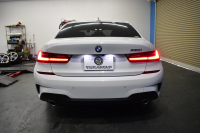 BMW 3シリーズ 330i Mｽﾎﾟｰﾂ G20型 高出力 ｲﾉﾍﾞｰｼｮﾝ&ﾊｲﾗｲﾝ&ｺﾝﾌｫｰﾄP ﾚｰｻﾞｰLEDﾗｲﾄ ﾋｰﾀｰ付黒革 HUD ACC 18AW Mｽﾎﾟｰﾂﾌﾞﾚｰｷ ﾊﾟｰｷﾝｸﾞｱｼｽﾄ+  3Dﾋﾞｭｰ全周囲ｶﾒﾗ ﾀｯﾁﾊﾟﾈﾙﾅﾋﾞ ｱｯﾌﾟﾙｶｰﾌﾟﾚｲ 側面衝突&車線変更警告  2年保証