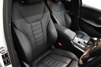 BMW 3シリーズ 330i Mｽﾎﾟｰﾂ G20型 高出力 ｲﾉﾍﾞｰｼｮﾝ&ﾊｲﾗｲﾝ&ｺﾝﾌｫｰﾄP ﾚｰｻﾞｰLEDﾗｲﾄ ﾋｰﾀｰ付黒革 HUD ACC 18AW Mｽﾎﾟｰﾂﾌﾞﾚｰｷ ﾊﾟｰｷﾝｸﾞｱｼｽﾄ+  3Dﾋﾞｭｰ全周囲ｶﾒﾗ ﾀｯﾁﾊﾟﾈﾙﾅﾋﾞ ｱｯﾌﾟﾙｶｰﾌﾟﾚｲ 側面衝突&車線変更警告  2年保証