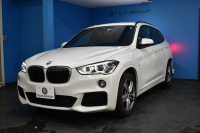 BMW X1 Xdrive20i Mｽﾎﾟｰﾂ 中期 4WD ｱﾄﾞﾊﾞﾝｽﾄﾞｱｸﾃｨﾌﾞｾｰﾌﾃｨ&ｺﾝﾌｫｰﾄP 追従ACC HUD ﾋｰﾀｰ付黒革 ｱﾙﾊﾟｲﾝ製後席用ﾓﾆﾀｰ ﾌﾙｾｸﾞTV  NEWﾃﾞｻﾞｲﾝﾒｰﾀｰ 電子ｼﾌﾄ ﾀｯﾁﾊﾟﾈﾙﾅﾋﾞBｶﾒﾗ Pｱｼｽﾄ LEDﾍｯﾄﾞﾗｲﾄ 衝突軽減 車線逸脱&歩行者警告 電動Rｹﾞｰﾄ 2年保証