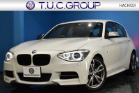 BMW 1シリーズ M135i 直6ﾀｰﾎﾞ320馬力 ｱﾀﾞﾌﾟﾃｨﾌﾞMｻｽ 大型ﾌﾞﾚｰｷｼｽﾃﾑ ｱﾙｶﾝﾀｰﾗ電動ｽﾎﾟｰﾂｼｰﾄ ﾀｯﾁﾊﾟｯﾄﾞ付iﾄﾞﾗｲﾌﾞHDDﾅﾋﾞ Bｶﾒﾗ ﾘｱPDC ﾊﾟﾄﾞﾙｼﾌﾄ 専用18AW ｽﾏｰﾄｷｰ DSRC 2年保証