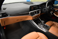 BMW 3シリーズ 320i Mｽﾎﾟｰﾂ 1ｵｰﾅｰ ﾊｲﾗｲﾝ&ｺﾝﾌｫｰﾄP ﾋｰﾀｰ付ｺﾆｬｯｸﾚｻﾞｰ HUD ﾌﾙｾｸﾞTV ﾀｯﾁﾊﾟﾈﾙﾅﾋﾞBｶﾒﾗPｱｼｽﾄ ｱｯﾌﾟﾙｶｰﾌﾟﾚｲ  追従ACC LEDﾍｯﾄﾞﾗｲﾄ 電動ﾄﾗﾝｸ 側面衝突&車線変更&逸脱&歩行者警告 液晶ﾒｰﾀｰ 後退ｱｼｽﾄ ｱｸﾃｨﾌﾞPDC緊急ﾌﾞﾚｰｷ  2年保証