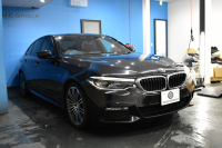 BMW 5シリーズ 530i Mｽﾎﾟｰﾂ G30型 高出力ﾓﾃﾞﾙ ｺﾝﾌｫｰﾄ&ﾊｲﾗｲﾝP Fﾏｯｻｰｼﾞ&ﾍﾞﾝﾁﾚｰｼｮﾝ 全席ﾋｰﾀｰ黒革 LEDﾍｯﾄﾞﾗｲﾄ 追従ACC HUD ﾊｰﾏﾝｶｰﾄﾞﾝ 液晶ﾒｰﾀｰ ｼﾞｪｽﾁｬｰｺﾝﾄﾛｰﾙ付ﾀｯﾁﾊﾟﾈﾙ対応iﾄﾞﾗｲﾌﾞHDDﾅﾋﾞﾌﾙｾｸﾞ 3Dﾋﾞｭｰ Bｶﾒﾗ 電動ﾄﾗﾝｸ 2年保証