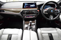BMW Mシリーズ M5 V8ﾂｲﾝﾀｰﾎﾞ600馬力 Bowers&Wikinsｻｳﾝﾄﾞ ｺﾝﾌｫｰﾄP  MxDrive（4WD//2WD切替可） 全席ﾋｰﾀｰ&前席ﾍﾞﾝﾁﾚｰｼｮﾝ&ﾏｯｻｰｼﾞ付ｼﾙﾊﾞｰｽﾄｰﾝﾚｻﾞｰ ｽﾃｱﾘﾝｸﾞﾋｰﾀｰ 追従ACC LCW LEDﾍｯﾄﾞﾗｲﾄ HUD 液晶ﾒｰﾀｰ 360度ｶﾒﾗ3Dﾋﾞｭｰ 20AW 電動ﾄﾗﾝｸ 2年保証